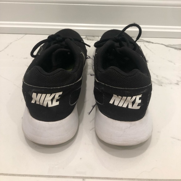 Nike Women’s Kaishi Shoes - Picture 4 of 5